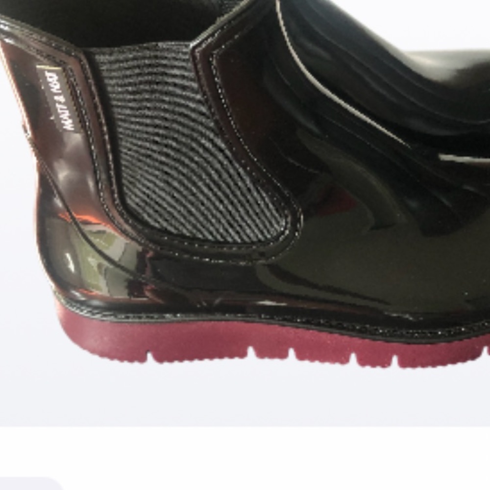 Matt & Nat Chelz Black Rain Ankle Booties size 10 - Picture 14 of 14